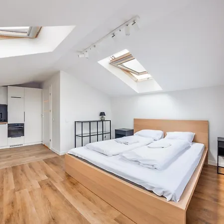 Promenada, Sun & Snow *