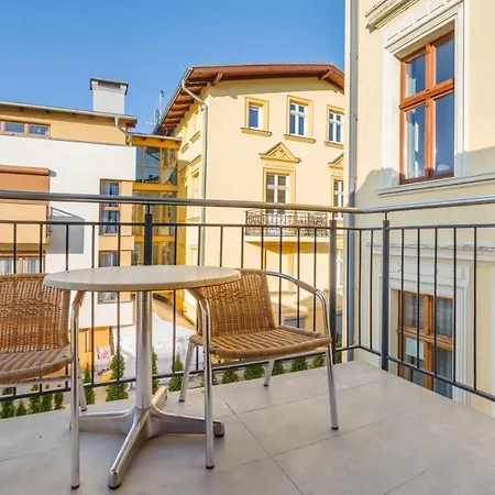 Promenada, Sun & Snow