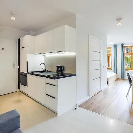 Promenada, Sun & Snow