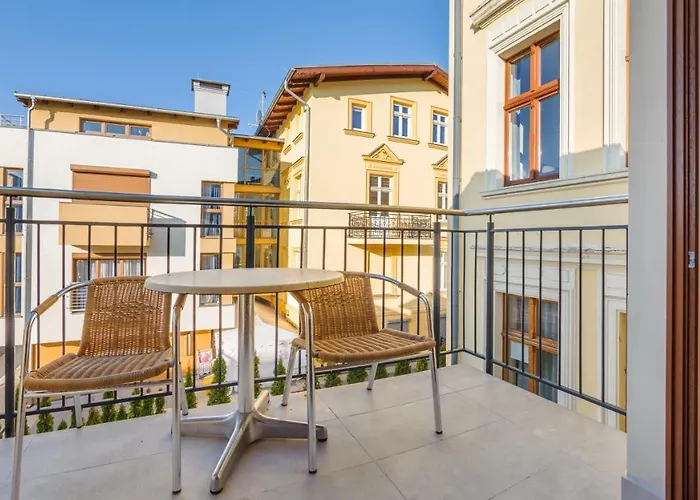 Promenada, Sun & Snow