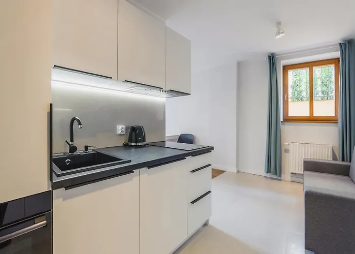 Promenada, Sun & Snow